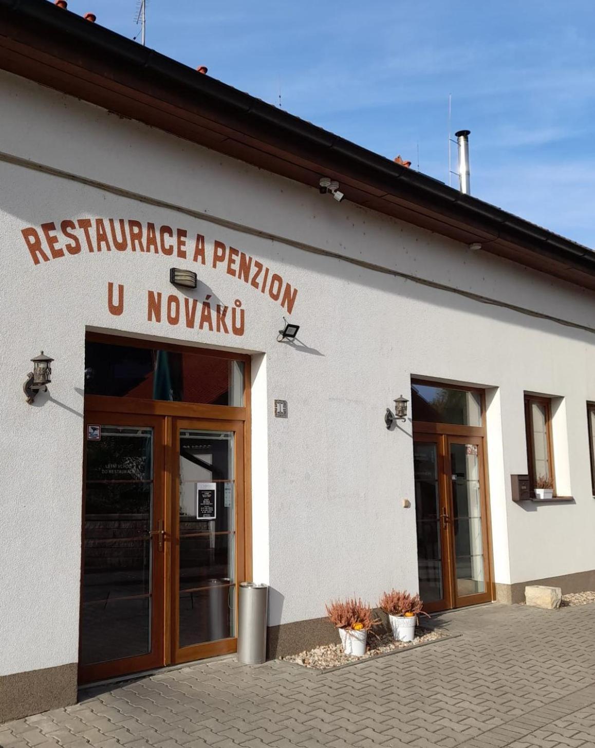 Penzion A Restaurace U Novaku Bitovany ภายนอก รูปภาพ